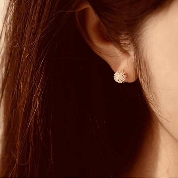 “Dandelion Balls” 925 Sterling Silver Tiny Dainty Spikey Flower Firework Studs - Picture 16 of 16
